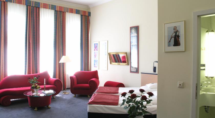 Hotel California am Kurfürstendamm