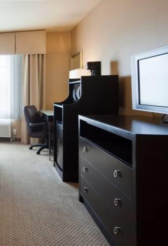 Отель Comfort Suites Roseville Galleria