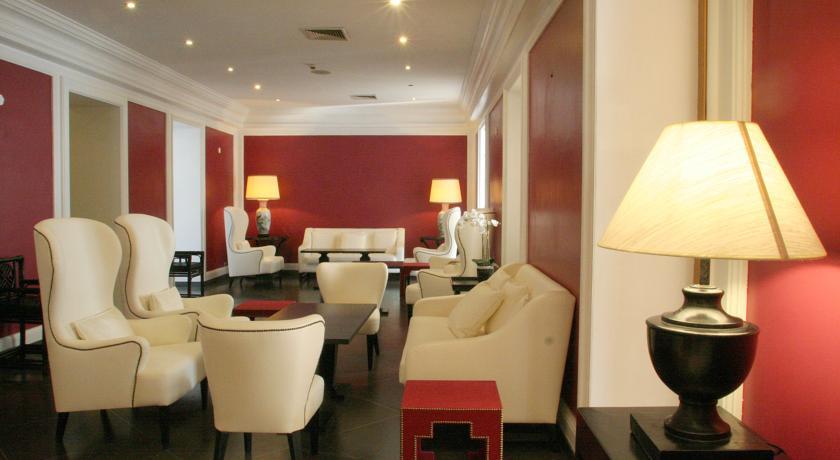 Отель Albergo Ambasciatori