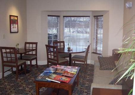Отель Staybridge Suites Rochester University