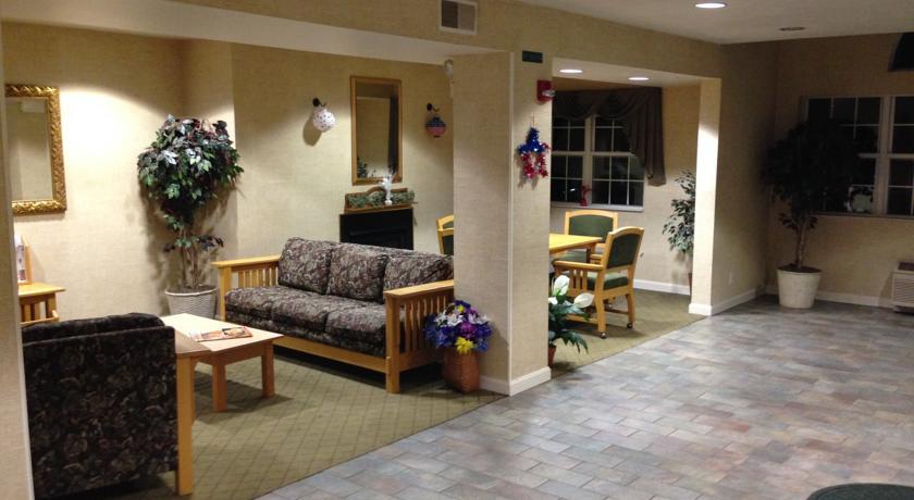 Отель Days Inn Sturbridge