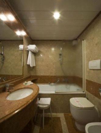 Отель Ambasciatori Hotel
