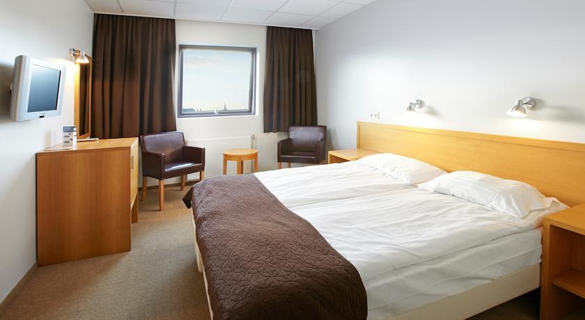 Cabin Hotel