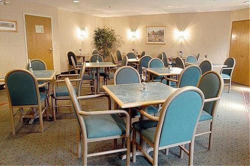Отель Holiday Inn Express Elizabethtown-Hershey Area