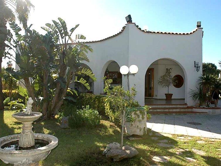 Вилла Villa Fontane Bianche 2