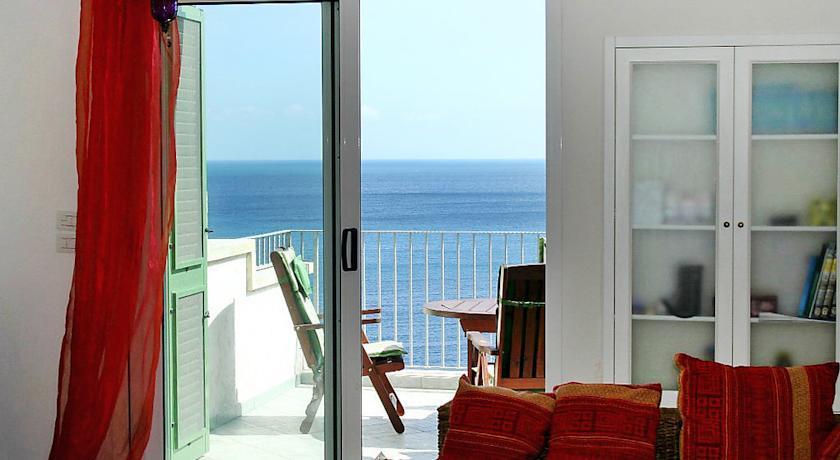 Апартаменты Sun & sea terrace 2