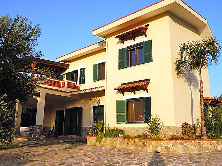 Вилла Villa Roberta