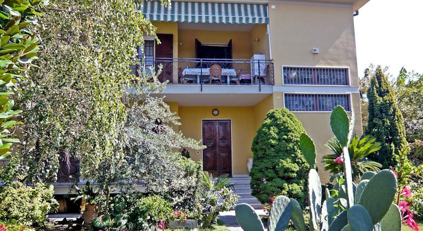 Апартаменты Apartment Massa 1