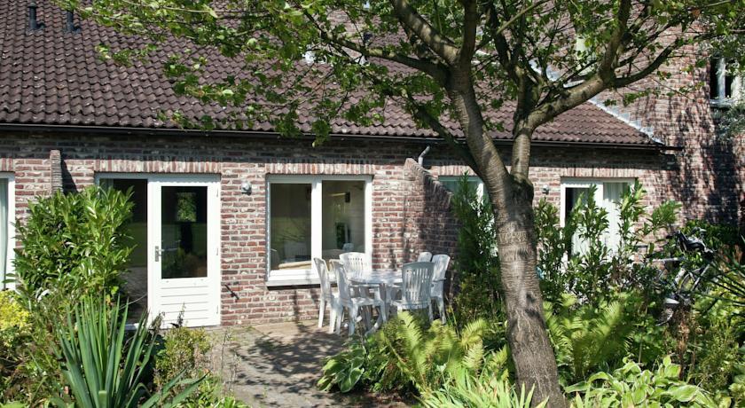 Апартаменты Holiday home Bungalowpark Landsrade1