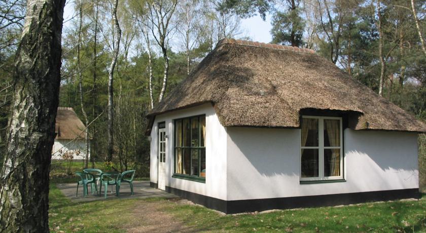 Апартаменты Holiday home Vakantiepark Herperduin11