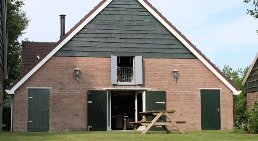 Отель Farm stay Robertushoeve