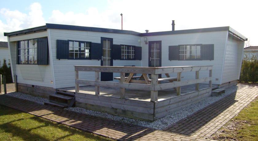 Апартаменты Holiday home Vakantiepark Schatzenburg4