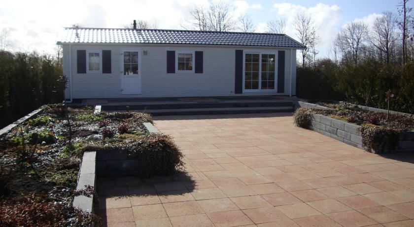Апартаменты Holiday home Vakantiepark Schatzenburg