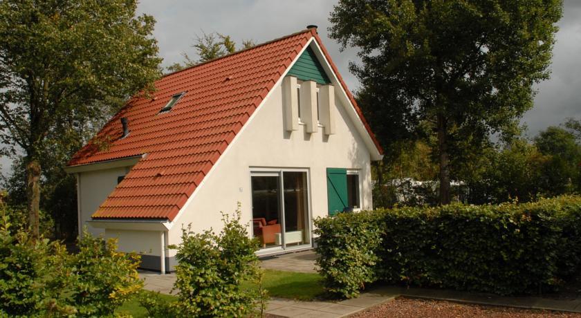 Апартаменты Holiday home Landgoed Eysinga StateI