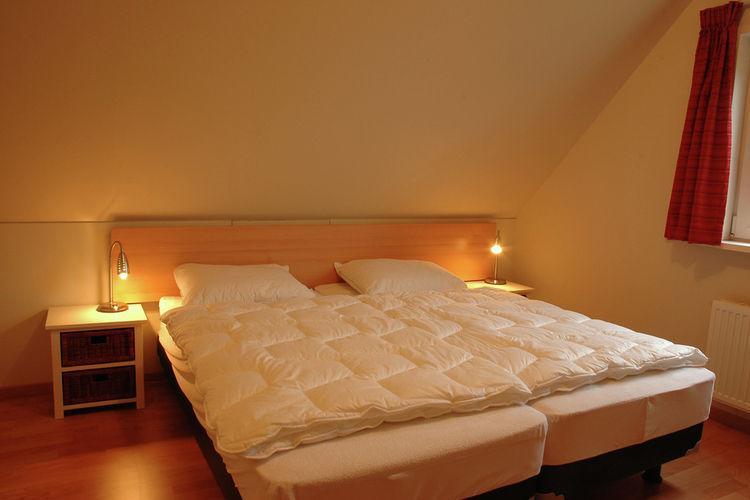 Апартаменты Holiday home Villapark Anzelhoef I