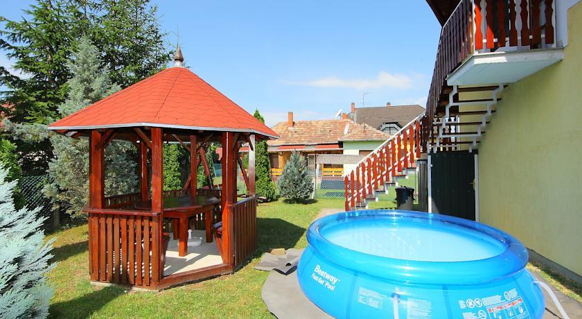 Апартаменты Apartment Balatonmáriafürdő 4