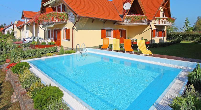 Апартаменты Apartment Balatonmáriafürdő 1