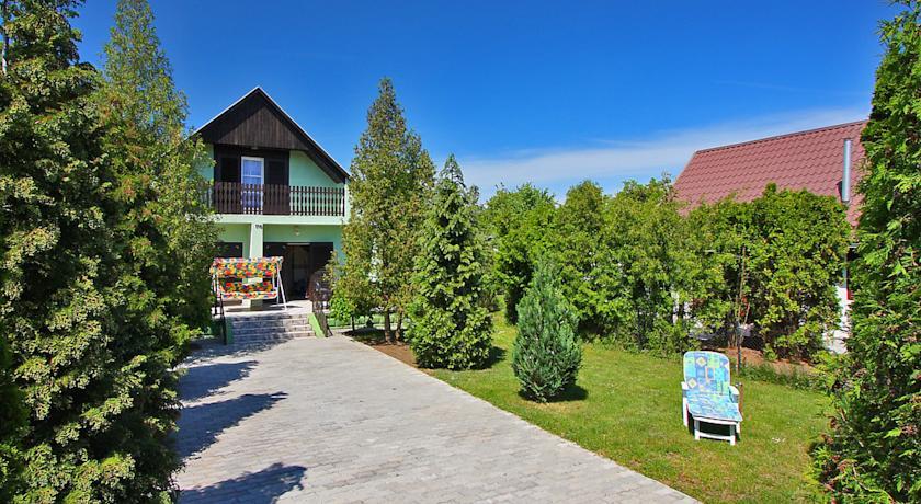 Villa Balatonlelle 1