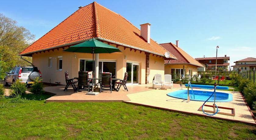Вилла Villa Siófok 3