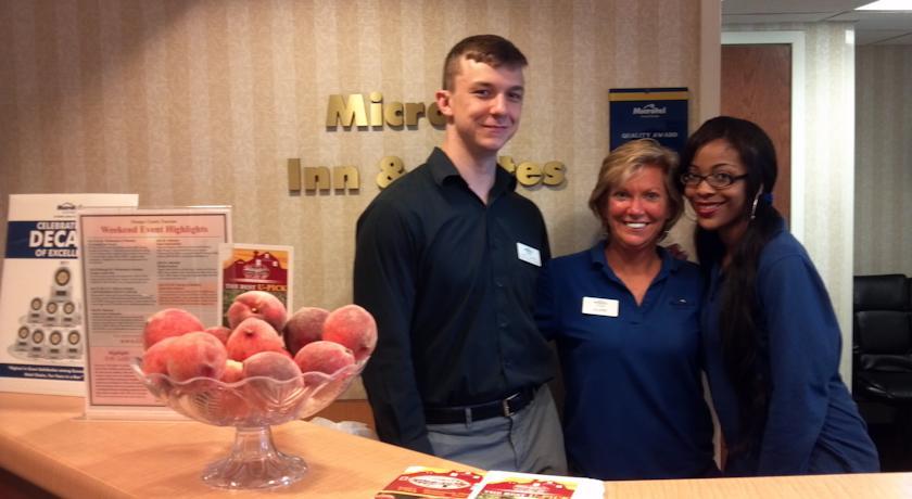 Отель Microtel Inn & Suites by Wyndham Middletown
