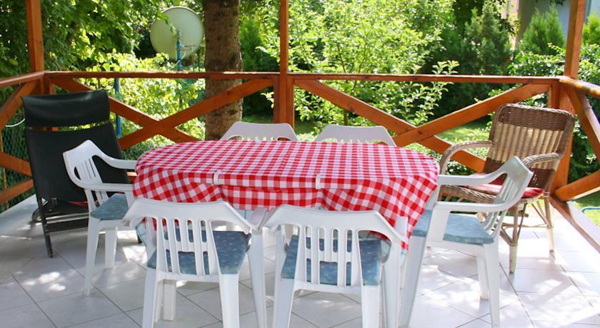 Вилла Villa Balatonkenese 4