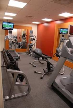 Отель Hilton Garden Inn Riverhead