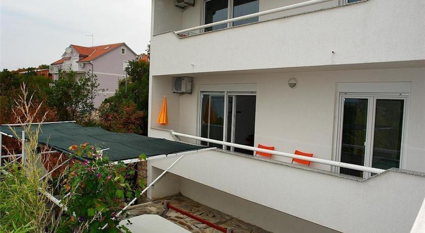 Апартаменты Apartment Bozic I