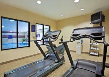 Отель Holiday Inn Express Hotel & Suites DAYTON-CENTERVILLE