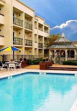 Отель Courtyard Montgomery