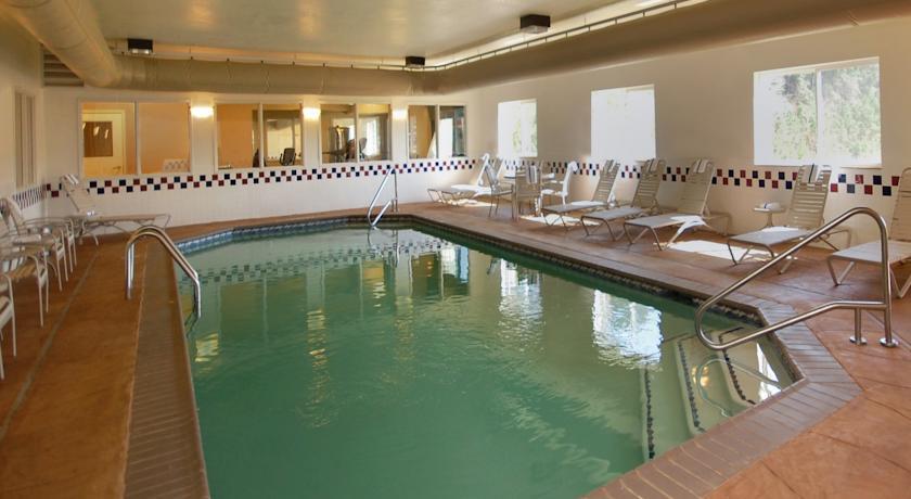 Отель Comfort Suites Nacogdoches