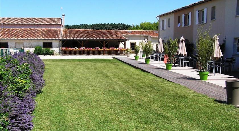 Апартаменты Holiday Home Laurier