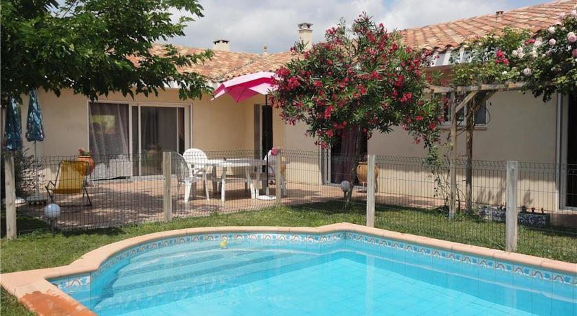 Апартаменты Holiday Home Villa Bellevue