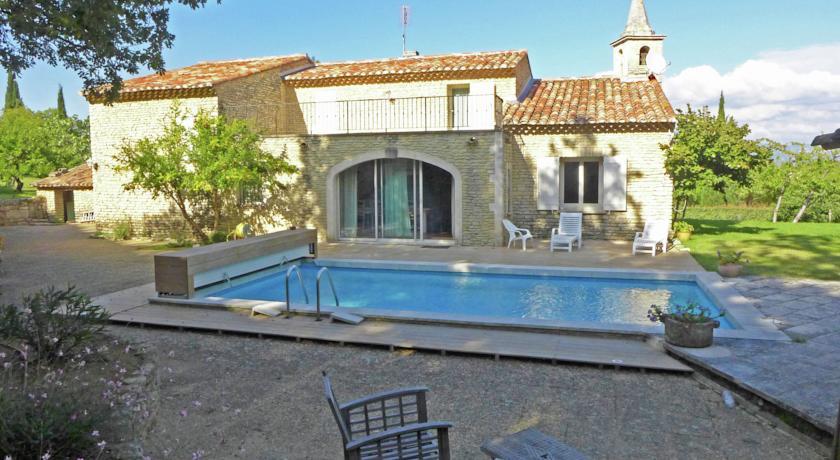 Апартаменты Holiday home La Maubec