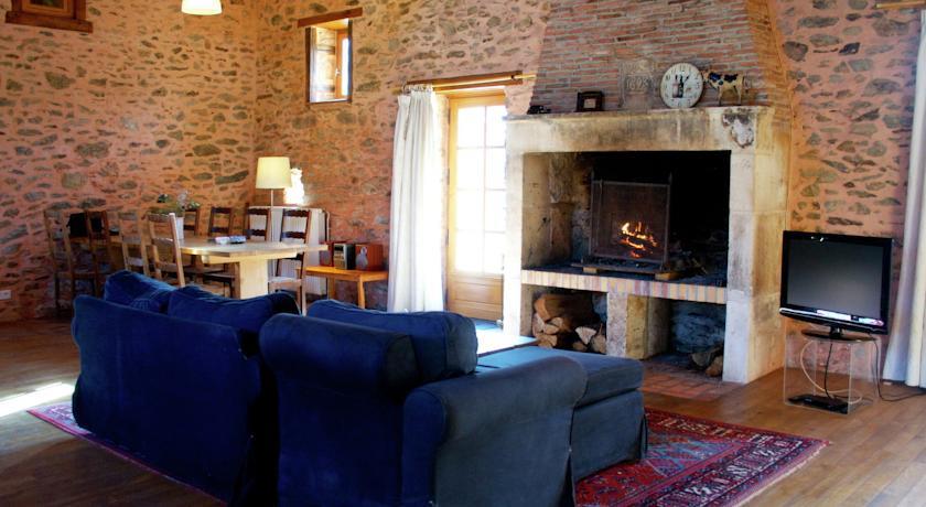 Апартаменты Holiday home Gîte La Grande Maison
