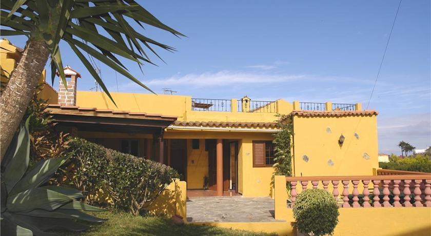 Апартаменты Holiday Home Zumacal