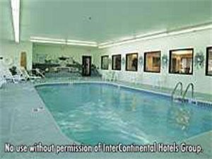 Отель Holiday Inn Express & Suites Alliance