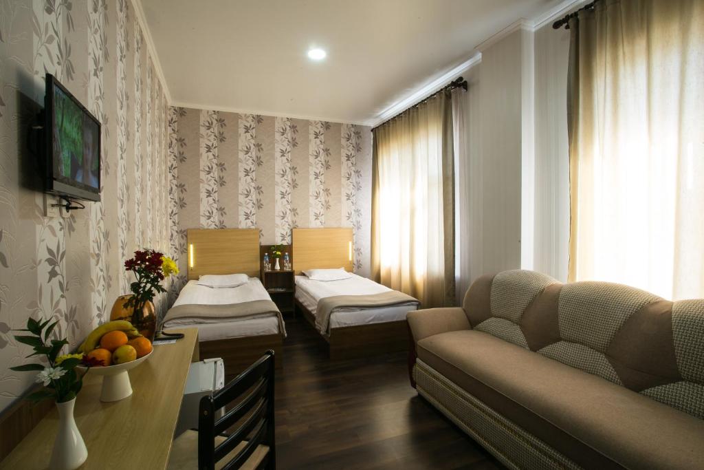 Shah Palace Hotel