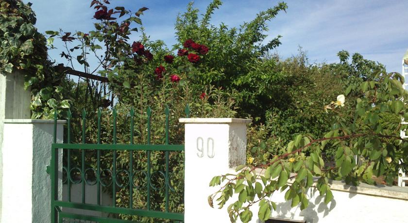 Апартаменты Oeiras Park Villa