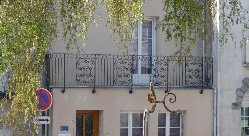 Апартаменты Loire-Séjours Gite Le Puits-Ferré
