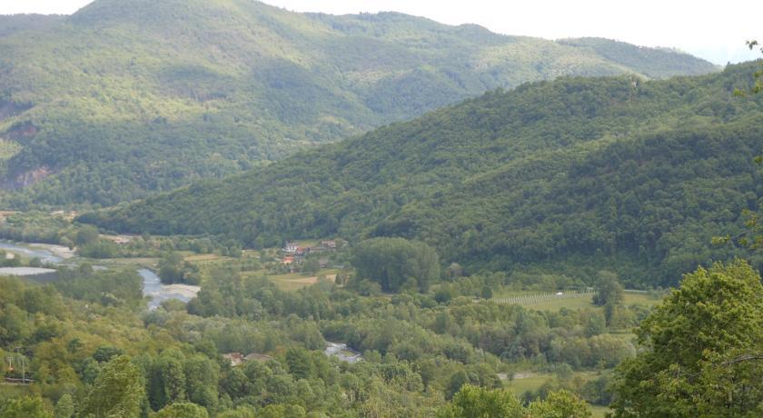 Отель Le Lasarde