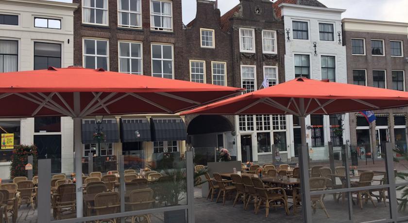 Отель Hotel Grandcafe De Wildeman van Zierikzee
