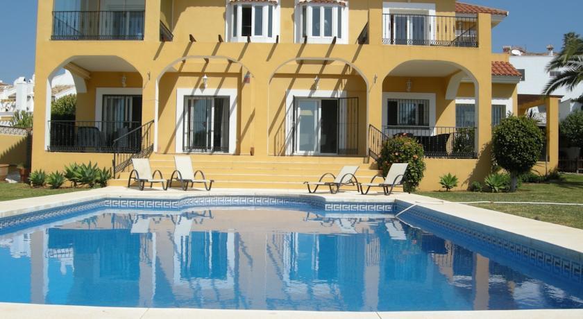Villa Courtni