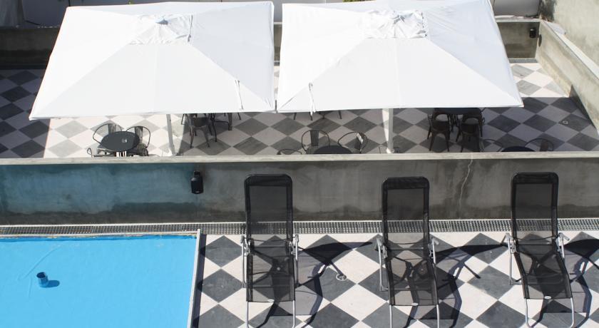 Хостел N1 Hostel Apartments and Suites
