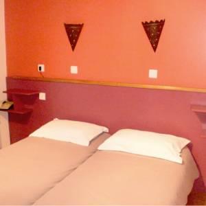 Отель Hotel Les Clarines