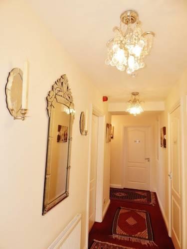 Мини-отель The Stirling Bed & Breakfast