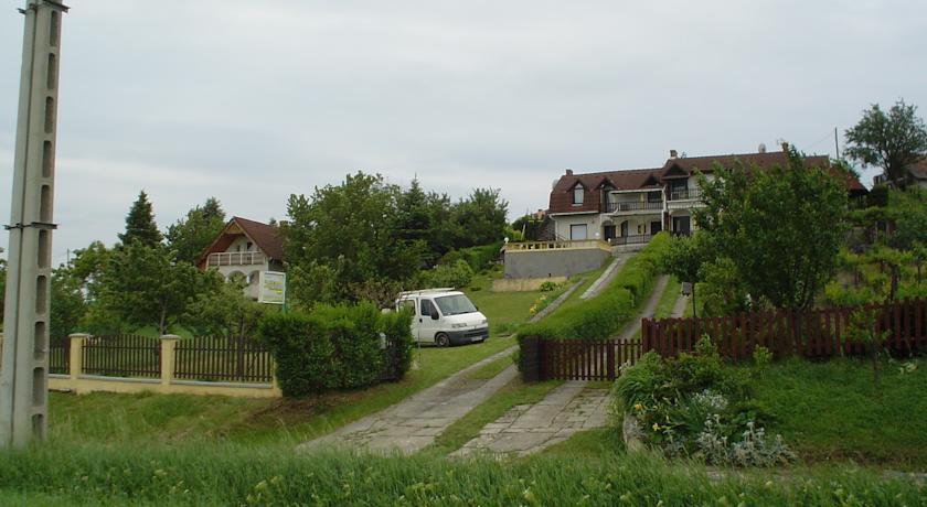 Апартаменты Panoráma Apartmanház