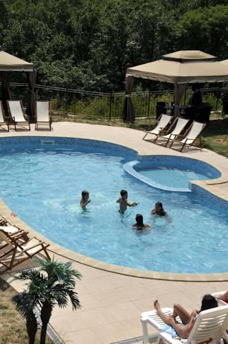 Отель Hotel Bojura