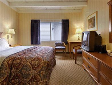 Отель Days Inn Albany Suny