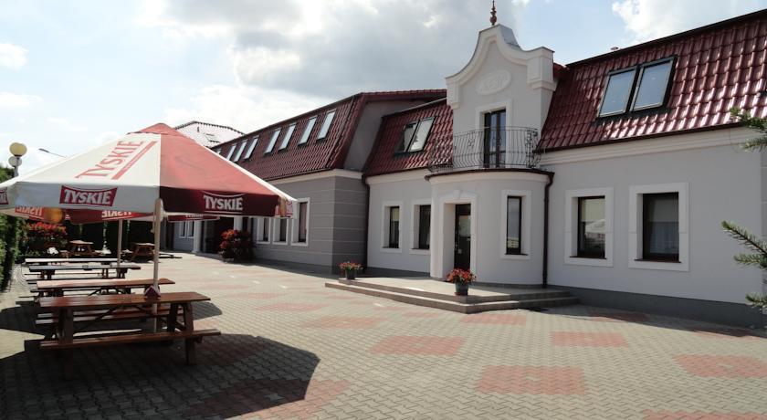 Отель Hotel Wielkopolanka