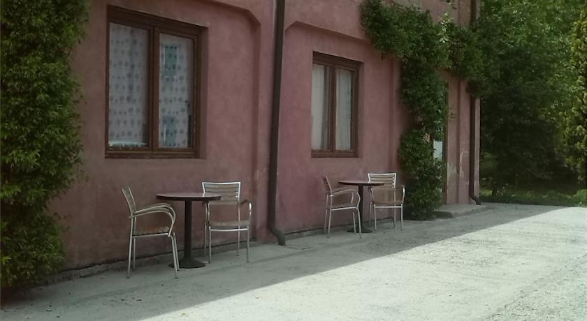 Отель Agriturismo Dugò